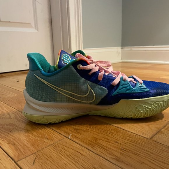 Nike Kyrie 4 Low Keep Sue Fresh Shoes CW3985 401 Racer Chlorine Blue Sz 11 main image 6